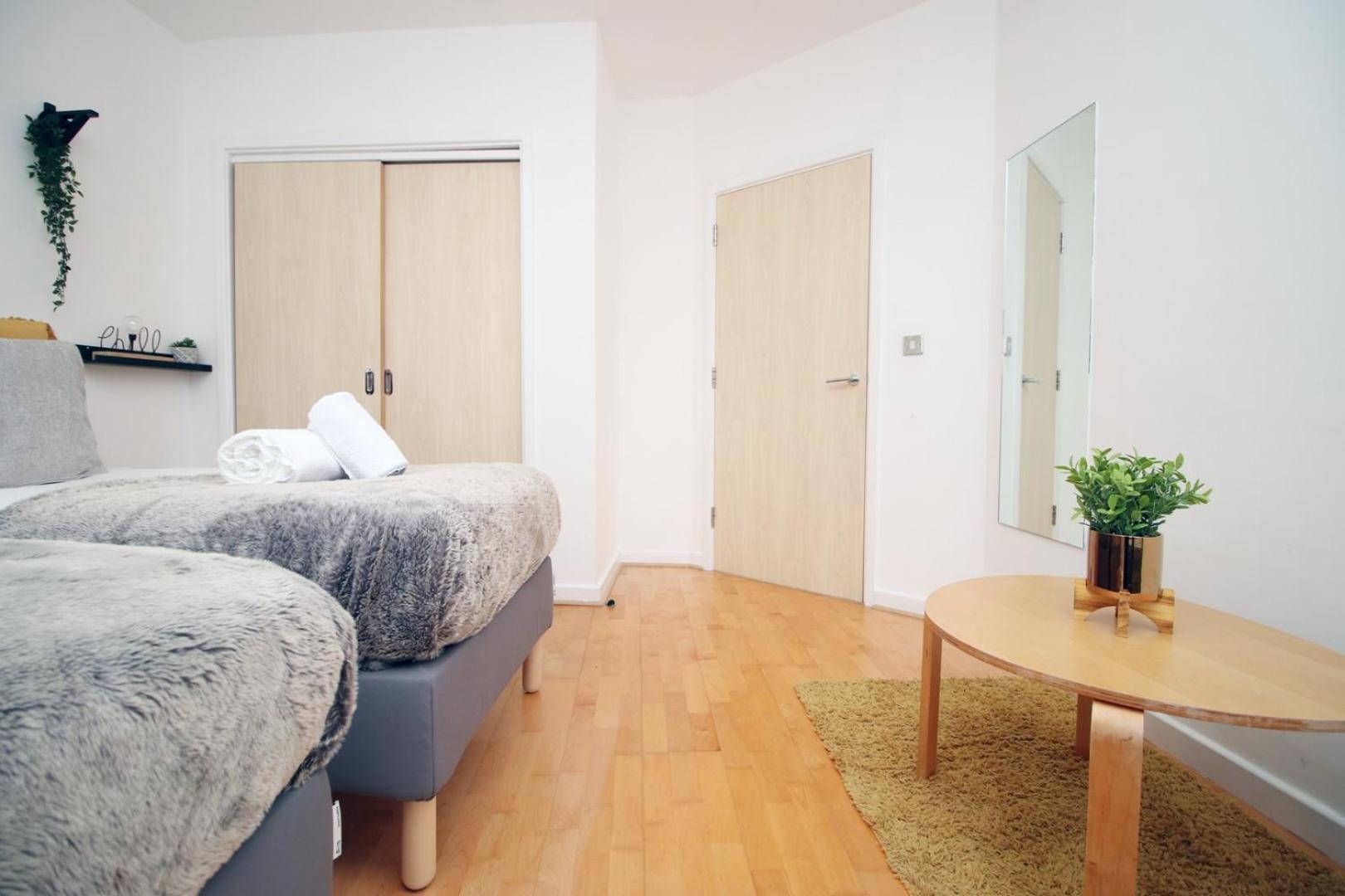 Centrally Located Spacious 2Br | Cohost Partners Cardiff Exterior photo